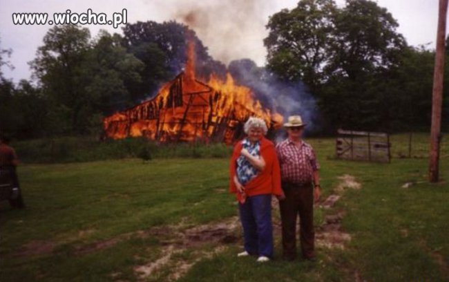 Przy chałupie sąsiadów 