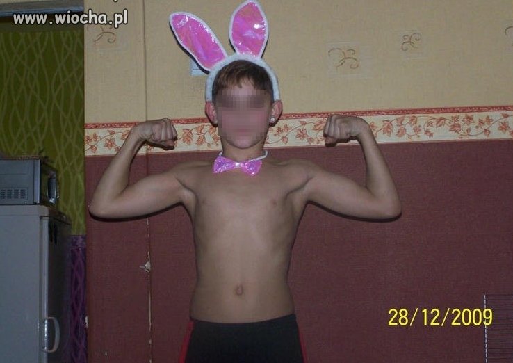 Ma 13 lat, a opis pod zdjęciem: