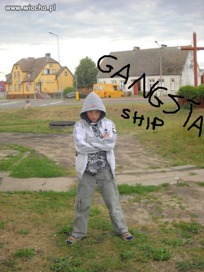 No chłopak myśli że jest gangsta .