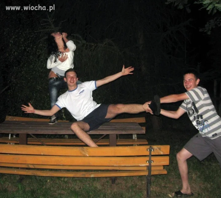 Czeka na kolegów?