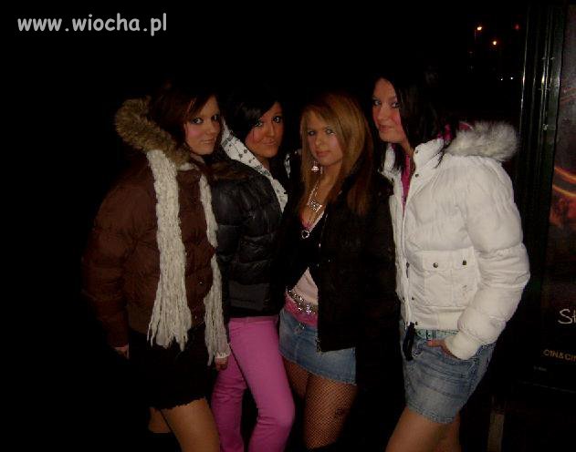 Hot 15 nastki