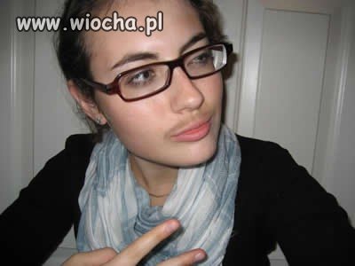 Ona też zapuszcza wąsy ..