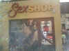 14-latek reklamą sex shopu