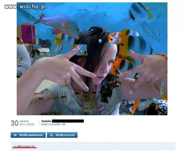 W głębi oceanu.