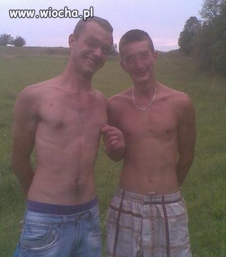 A tak sobie ciągnę kolegę za suta.