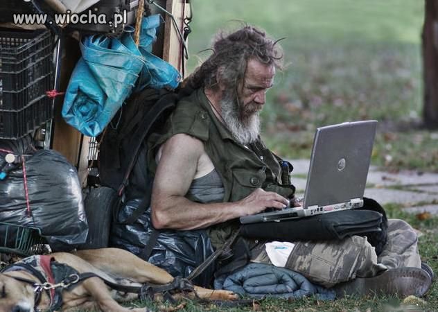 Bezdomny z Laptopem