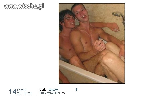 Heh.. Rozumiem, że dobrze im razem w wannie..
