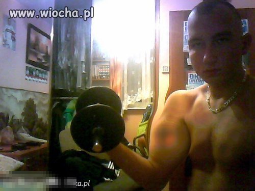 Paker wygina futryny