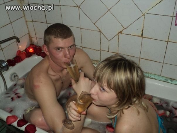ROMANTIC BABE ...