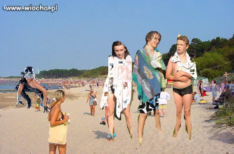 Ja,Kamil i Bartek na plaży. Za nami Lady Gaga.