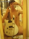Chłopak z gitarą