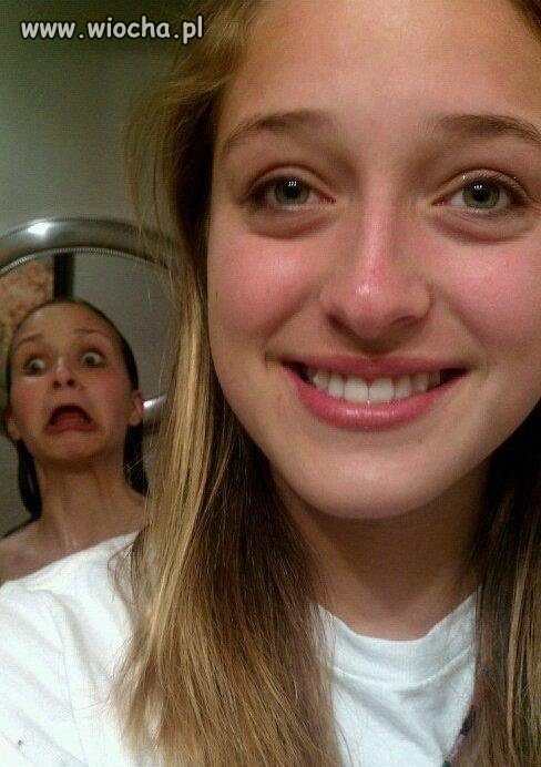 Dziewczyna z lustra 