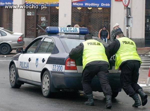 Tyle ciągną z naszych podatków