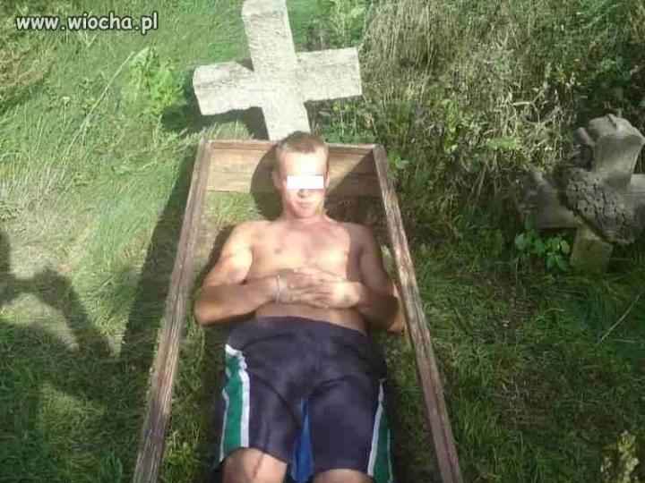 Bo zachciało mu się leżeć 