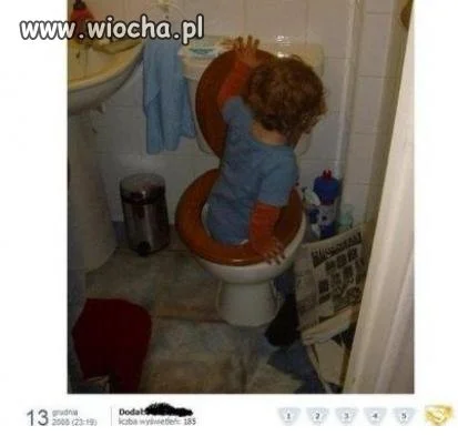 Twoje dziecko weszło do toalety?
