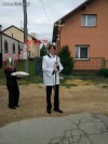 Na procesji.