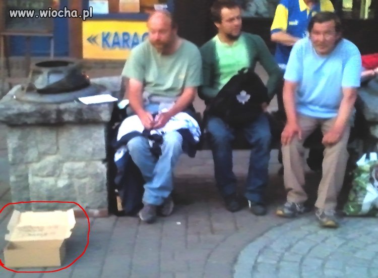 Ławka na Krupówkach 