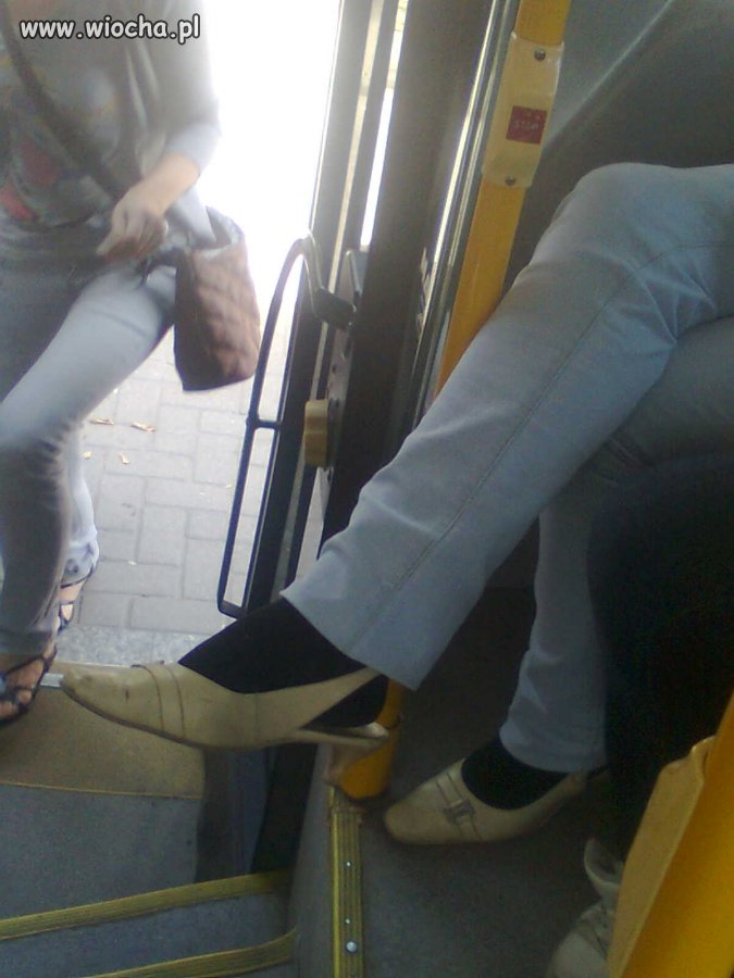 Dziś rano w autobusie miejskim.