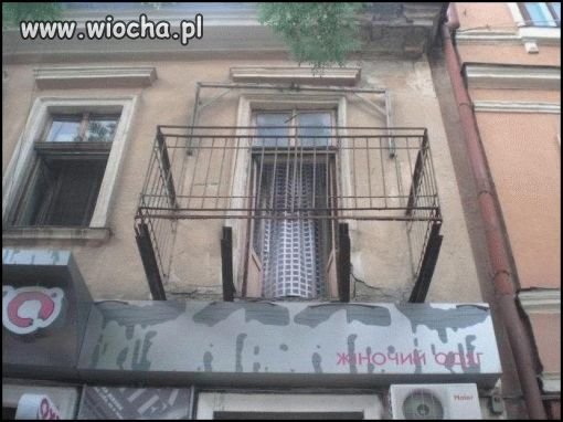 Wyjść przewietrzyć się na balkon
