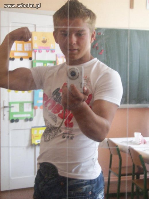 Siła i lans w szkole jest..tego jeszcze nie było .. 