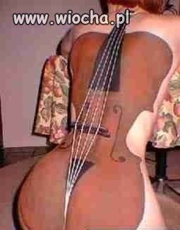 Instrumentalna  kobieta 