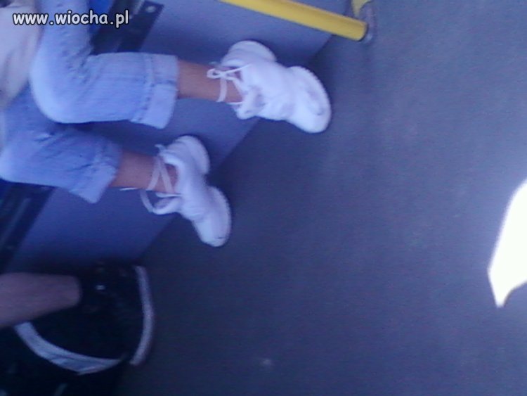 Nowy sposób na wiązanie adidasów... 