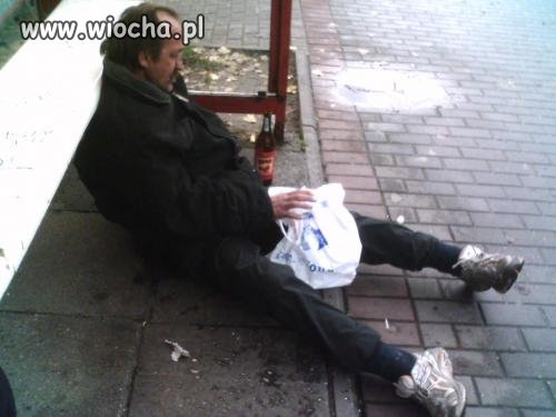 Bus sie spóźniał 