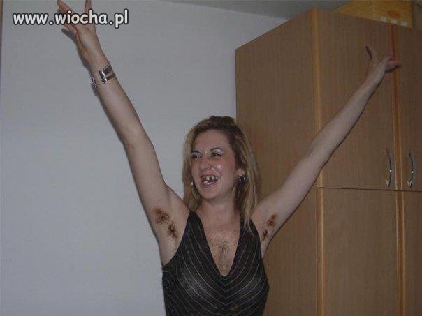 Zgubiła zęby no i te pachy