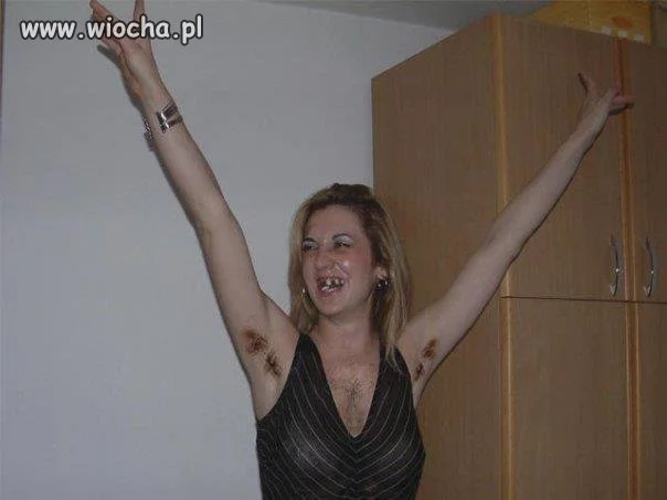 Zgubiła zęby no i te pachy