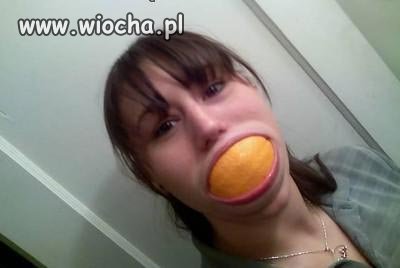 Pojemna Buzia