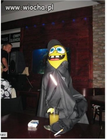W pubie z kolegami.