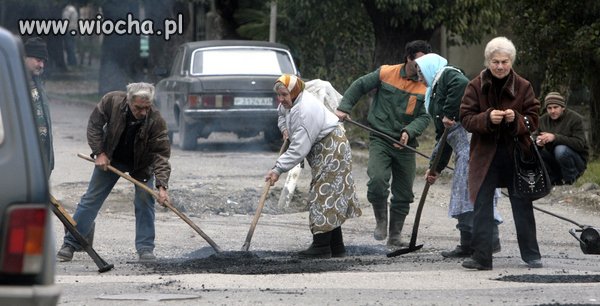 A my narzekamy na naszych drogowców