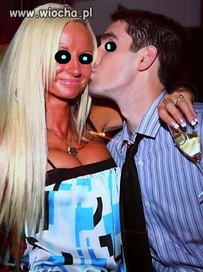 Blond- jest, tipsy-są