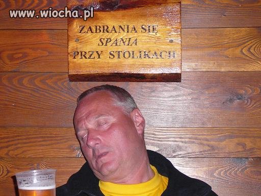 Hmmm... Czesio złamał zakaz.