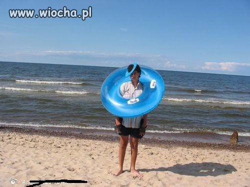 Mam 23 lata i na głowie Ringo nowa moda na wisiorki