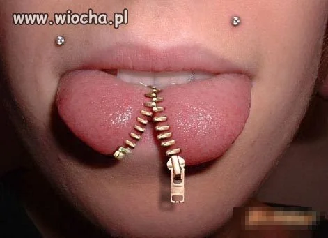 Zamek w języku 