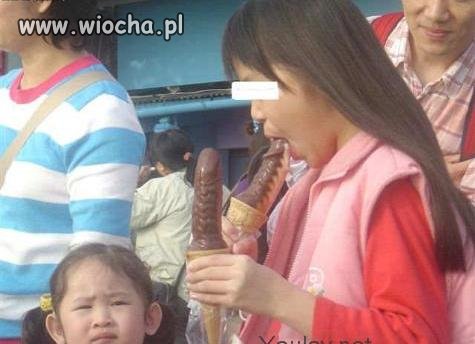 Lody...