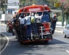 Jedzie autobus z daleka