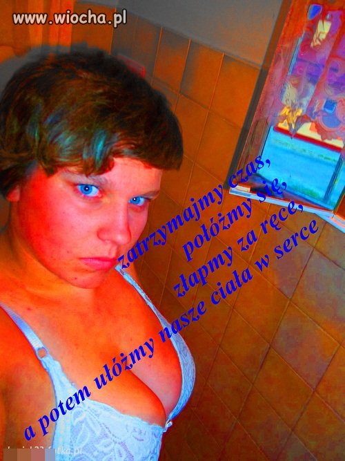 Natchnione zdjęcie w staniku...