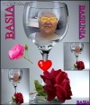 Babcia w kieliszku.