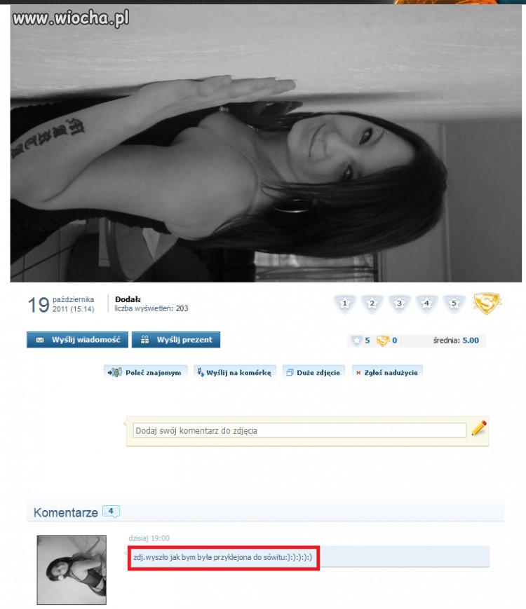 Przyklejona do "sówitu"