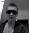 Lans na ciemne okulary w kiblu GANGSTA
