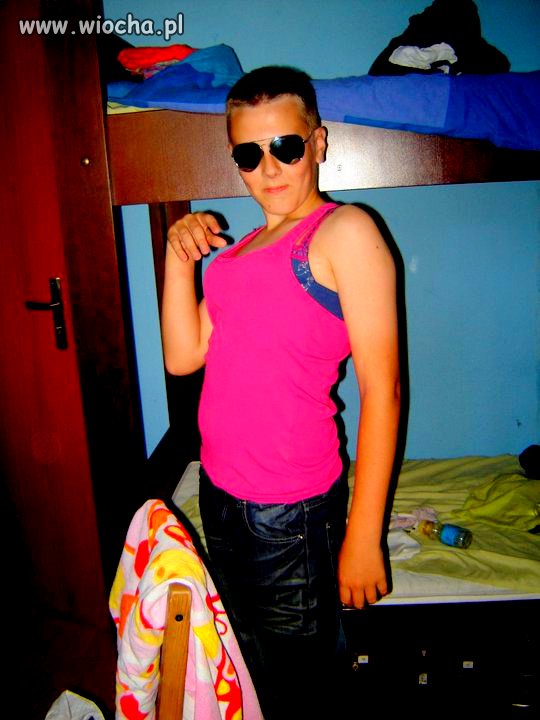 Ale on jest