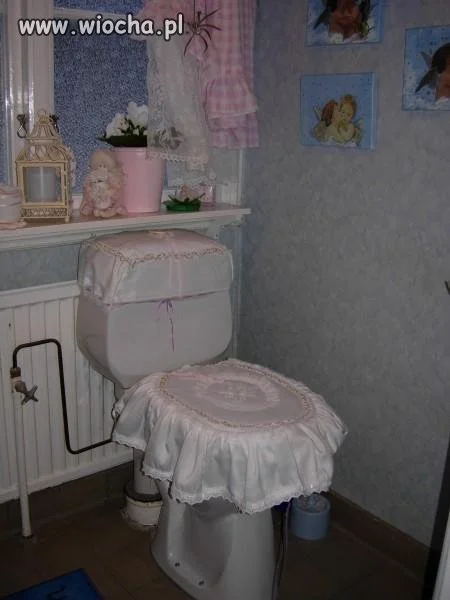 Tron dla prawdziwej księżniczki.