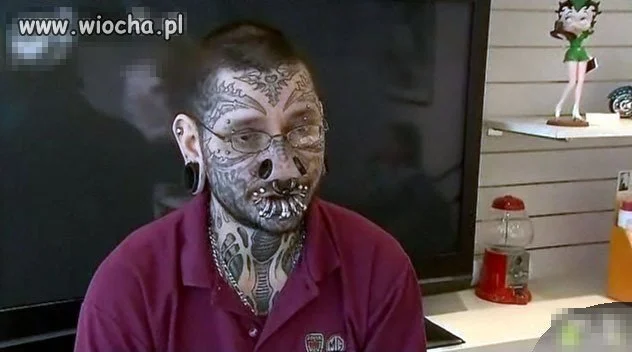 Ciekawe jak się całuje?