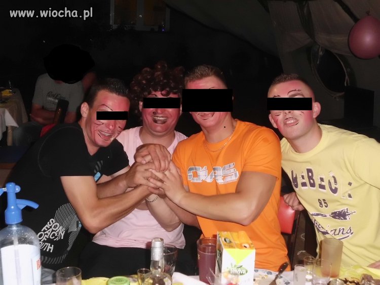 Laseczki.