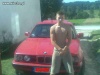 Wiejski kozak przy BMW..