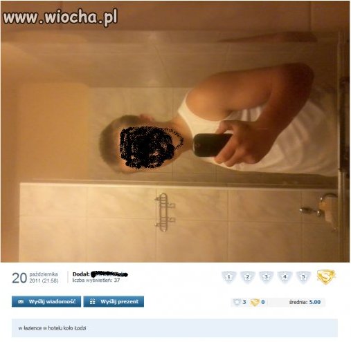 W łazience w hotelu w Łodzi.
