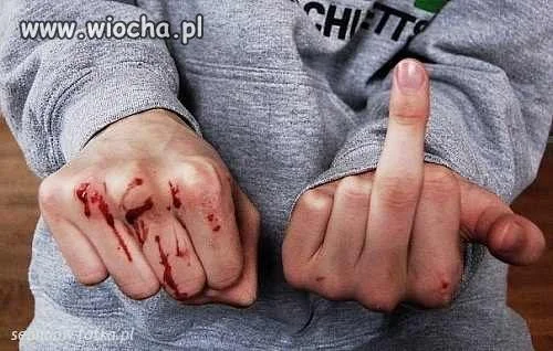 I myśli, że jest fajny. 