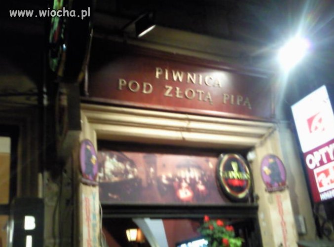 Bar pod...